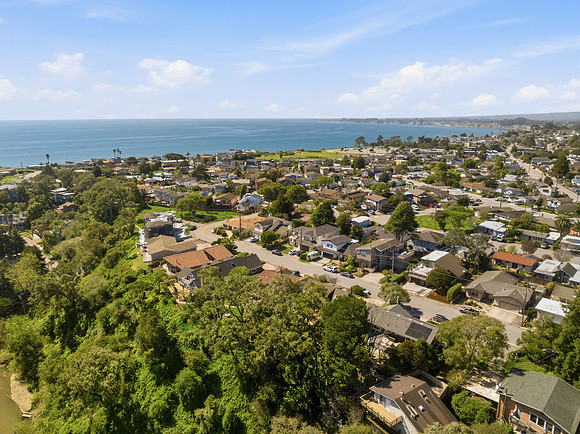 Aerial real estate photography of a luxury home in Emerald Hills California