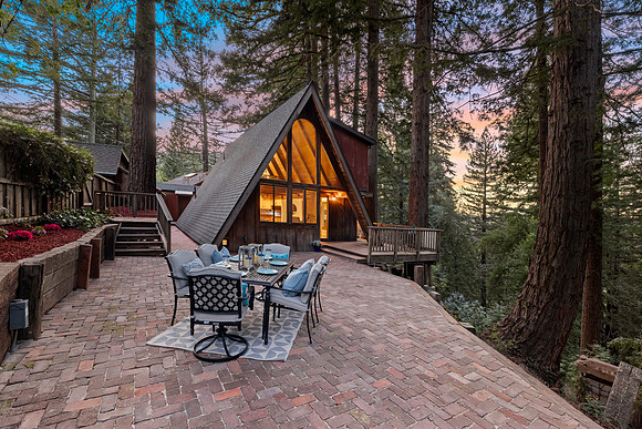 Twilight real estate photography of a luxury Los Gatos home at sunset