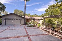 Daytime real estate photography of a luxury property in Los Gatos California