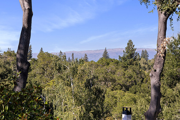 Aerial real estate photography of a luxury home in Los Gatos California