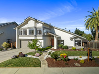 Daytime real estate photography of a luxury property in Santa Cruz California